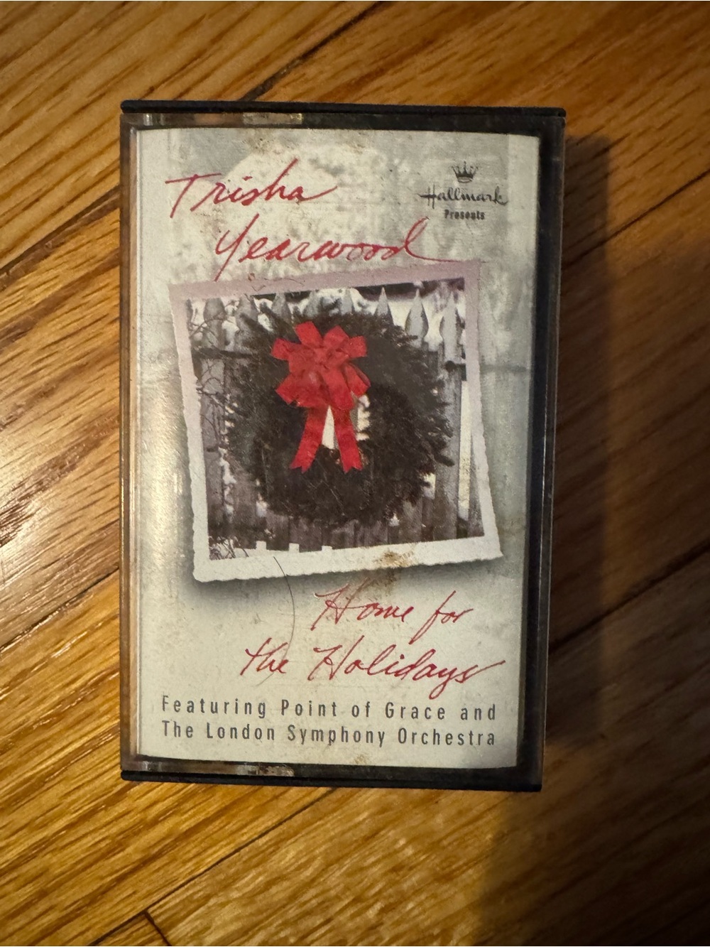 Hallmark Holiday Wreath Artwork with Red Bow